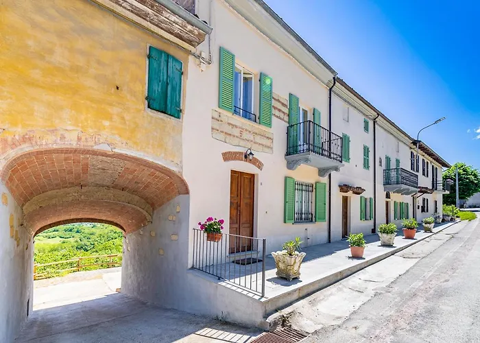 Дом отдыха Casa Di Nonna Ines 1 - Hideaway In Monferrato Con Vista Sulle Colline, Solarium E Piscina *