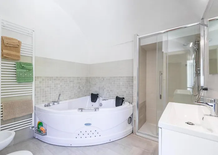 Casa Di Nonna Ines 1 - Hideaway In Monferrato Con Vista Sulle Colline, Solarium E Piscina Дом отдыха