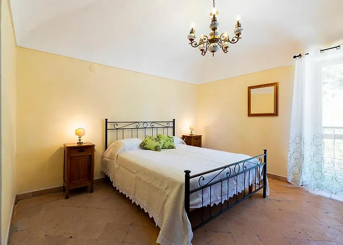 Casa Di Nonna Ines 1 - Hideaway In Monferrato Con Vista Sulle Colline, Solarium E Piscina Дом отдыха *