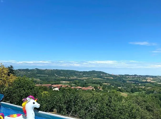 Дом отдыха Casa Di Nonna Ines 1 - Hideaway In Monferrato Con Vista Sulle Colline, Solarium E Piscina