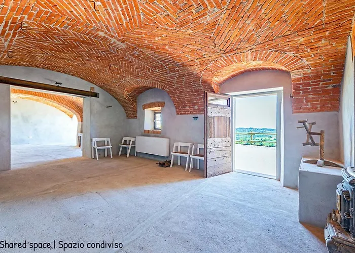 Casa Di Nonna Ines 1 - Hideaway In Monferrato Con Vista Sulle Colline, Solarium E Piscina Дом отдыха *